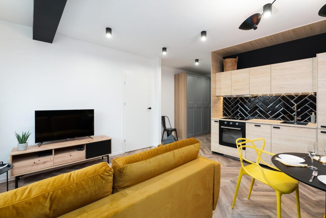 Loft Style Apartments Opienskiego With Parking By Noclegi Renters Poznan Exterior foto