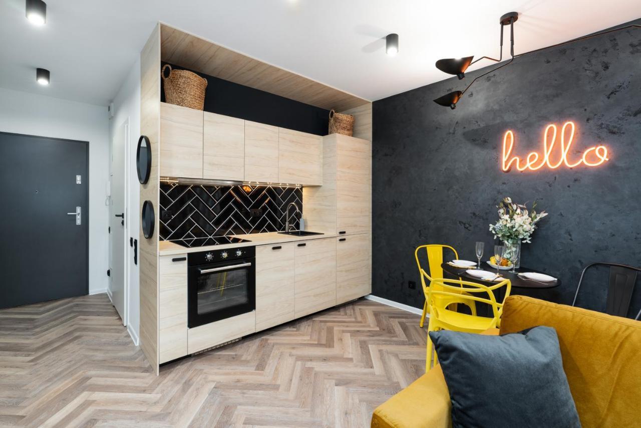 Loft Style Apartments Opienskiego With Parking By Noclegi Renters Poznan Exterior foto